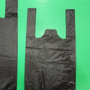 HDPE (17 x 20) Unprinted White/Black T/Shirt Handle